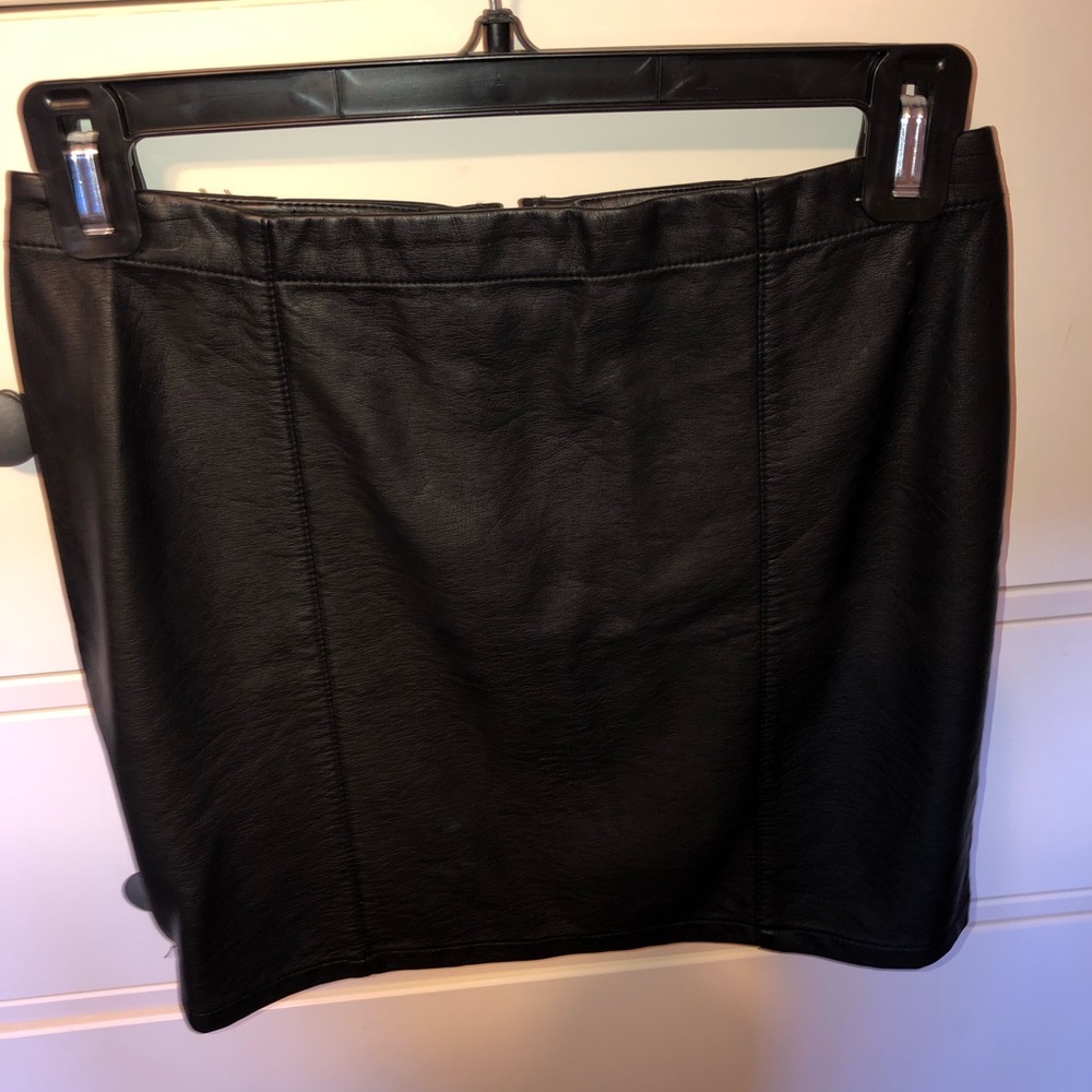 Faux leather mini-skirt